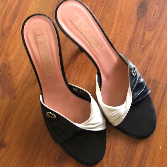 Escada, black and white leather Slip on heels size 8.5. - Picture 1 of 10